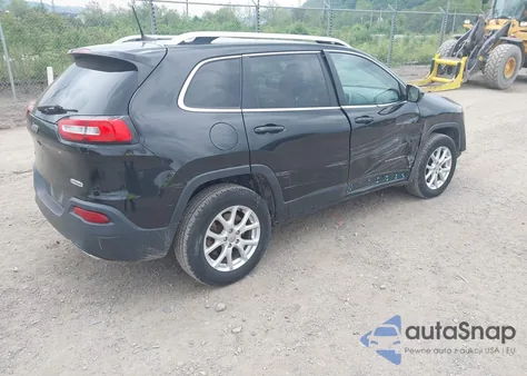 2016 Jeep Cherokee Latitude z USA, uszkodzony, nr VIN 1C4PJMCS9GW105529